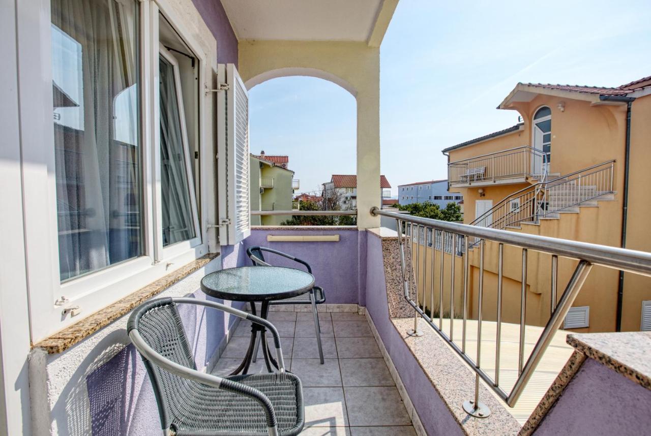 Apartments With A Parking Space Vodice - 6178 Exterior photo