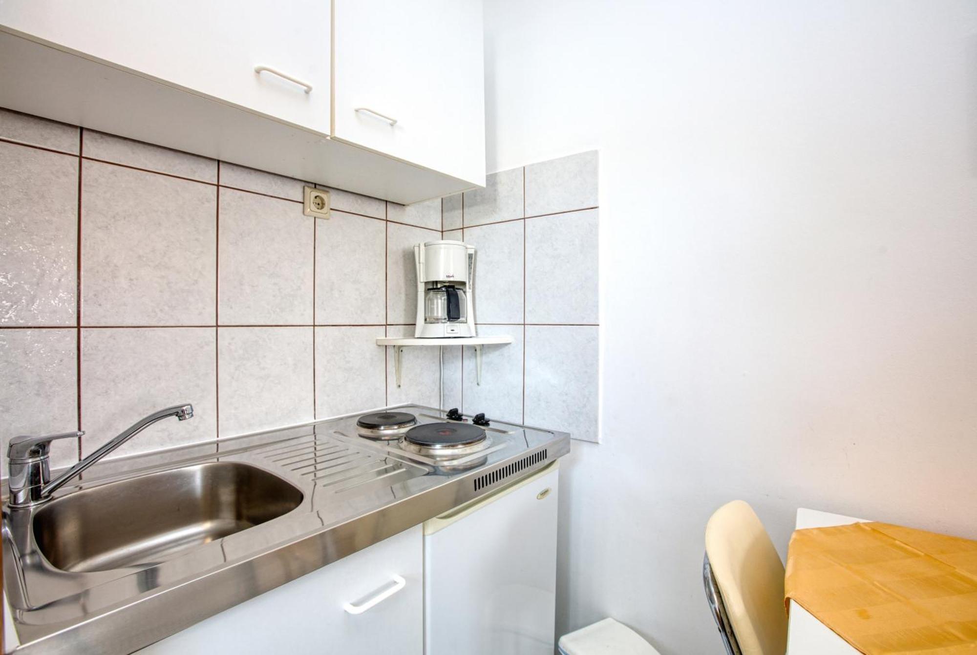 Apartments With A Parking Space Vodice - 6178 Room photo